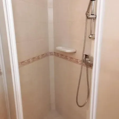 Dom wakacyjny 100 Mt Dal Mare, Al Porto Casa Vacanze, Posto Tranquillo Per Famiglia *