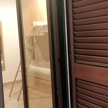 100 Mt Dal Mare, Al Porto Casa Vacanze, Posto Tranquillo Per Famiglia * Marina Porto