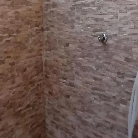 100 Mt Dal Mare, Al Porto Casa Vacanze, Posto Tranquillo Per Famiglia *