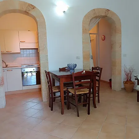 100 Mt Dal Mare, Al Porto Casa Vacanze, Posto Tranquillo Per Famiglia Dom wakacyjny *