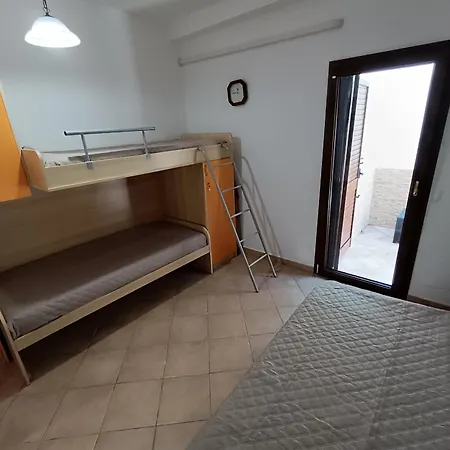 100 Mt Dal Mare, Al Porto Casa Vacanze, Posto Tranquillo Per Famiglia * Marina Porto