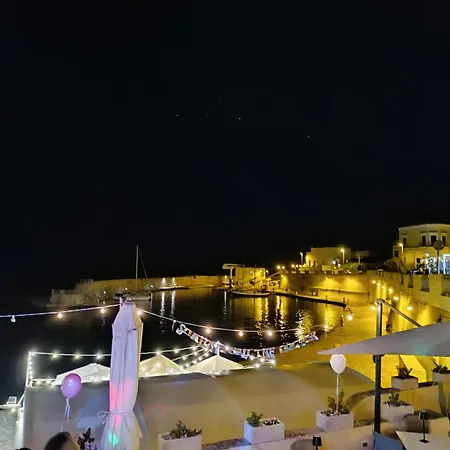 100 Mt Dal Mare, Al Porto Casa Vacanze, Posto Tranquillo Per Famiglia