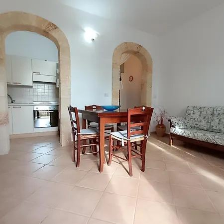100 Mt Dal Mare, Al Porto Casa Vacanze, Posto Tranquillo Per Famiglia Dom wakacyjny *