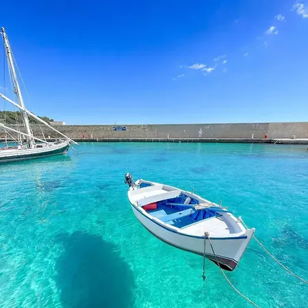 100 Mt Dal Mare, Al Porto Casa Vacanze, Posto Tranquillo Per Famiglia *